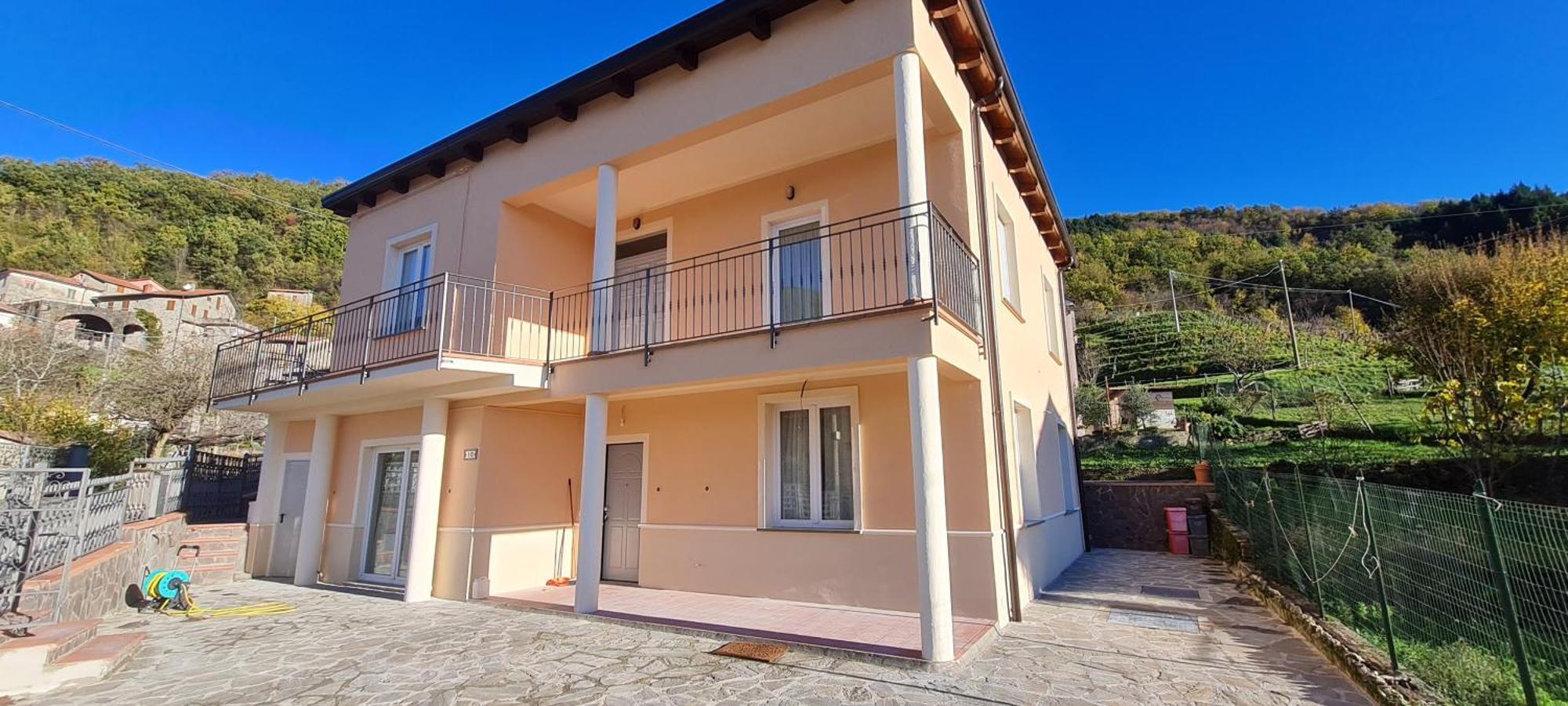 Wayne'S House, A Short Walk To The Waterfalls Bagnone 外观 照片